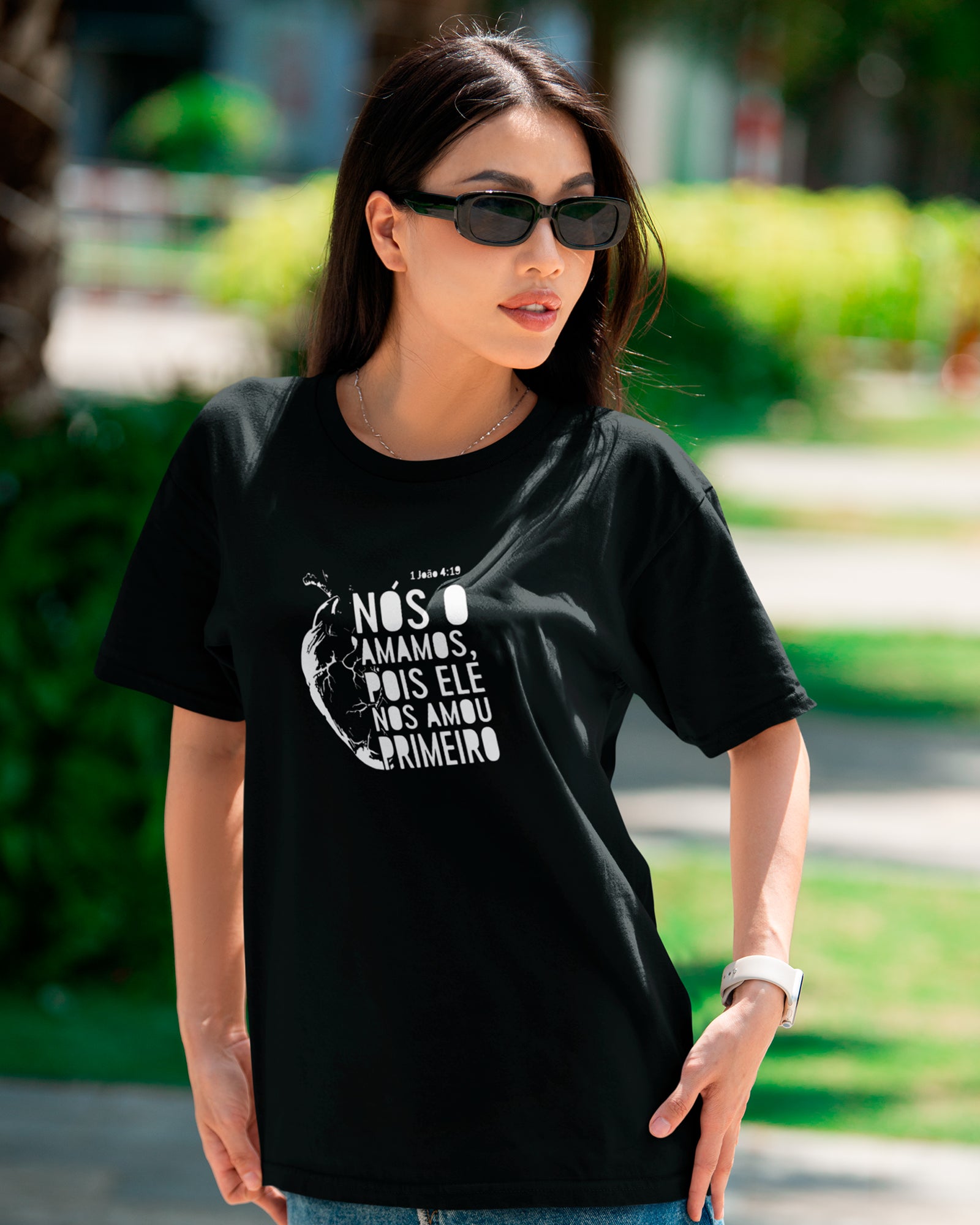 Camiseta de Algodão Nós O Amamos