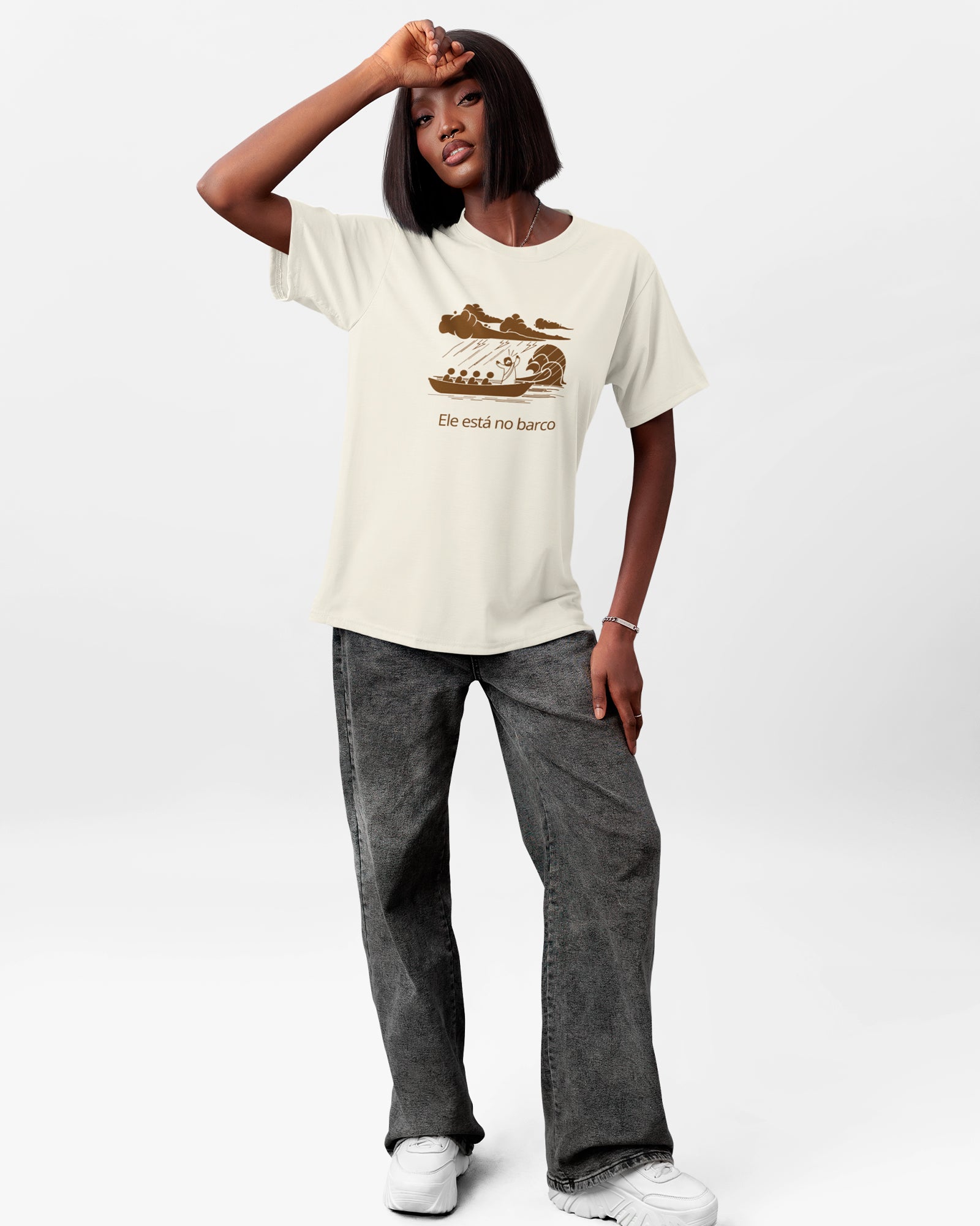 Camiseta de Algodão Ele Está No Barco