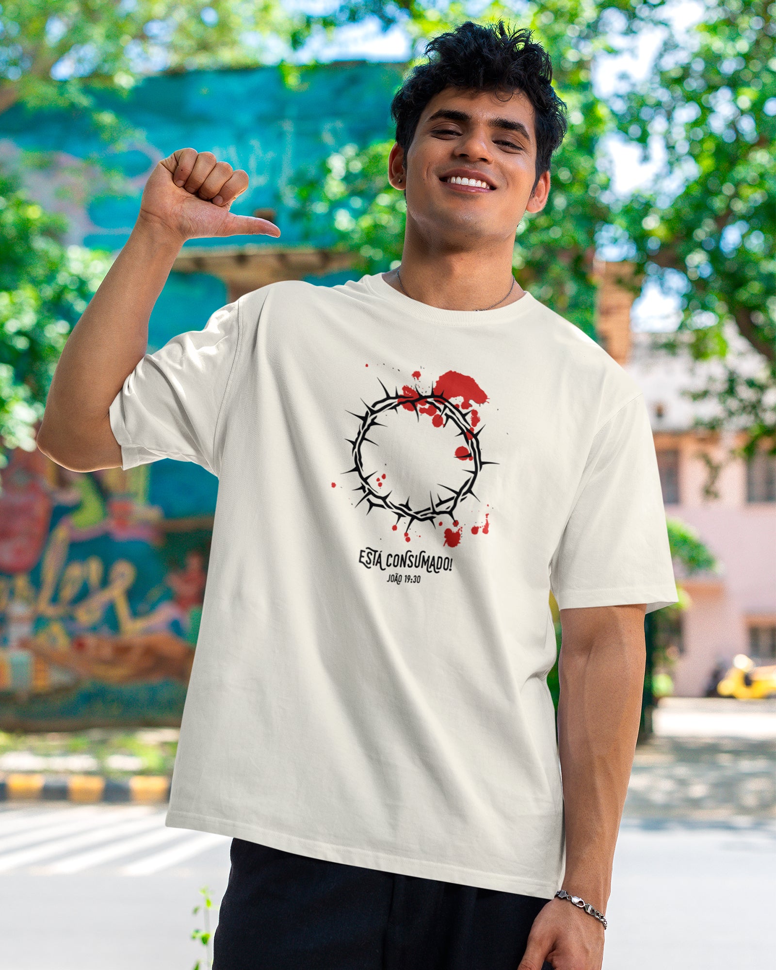 Camiseta de Algodão Esta Consumado