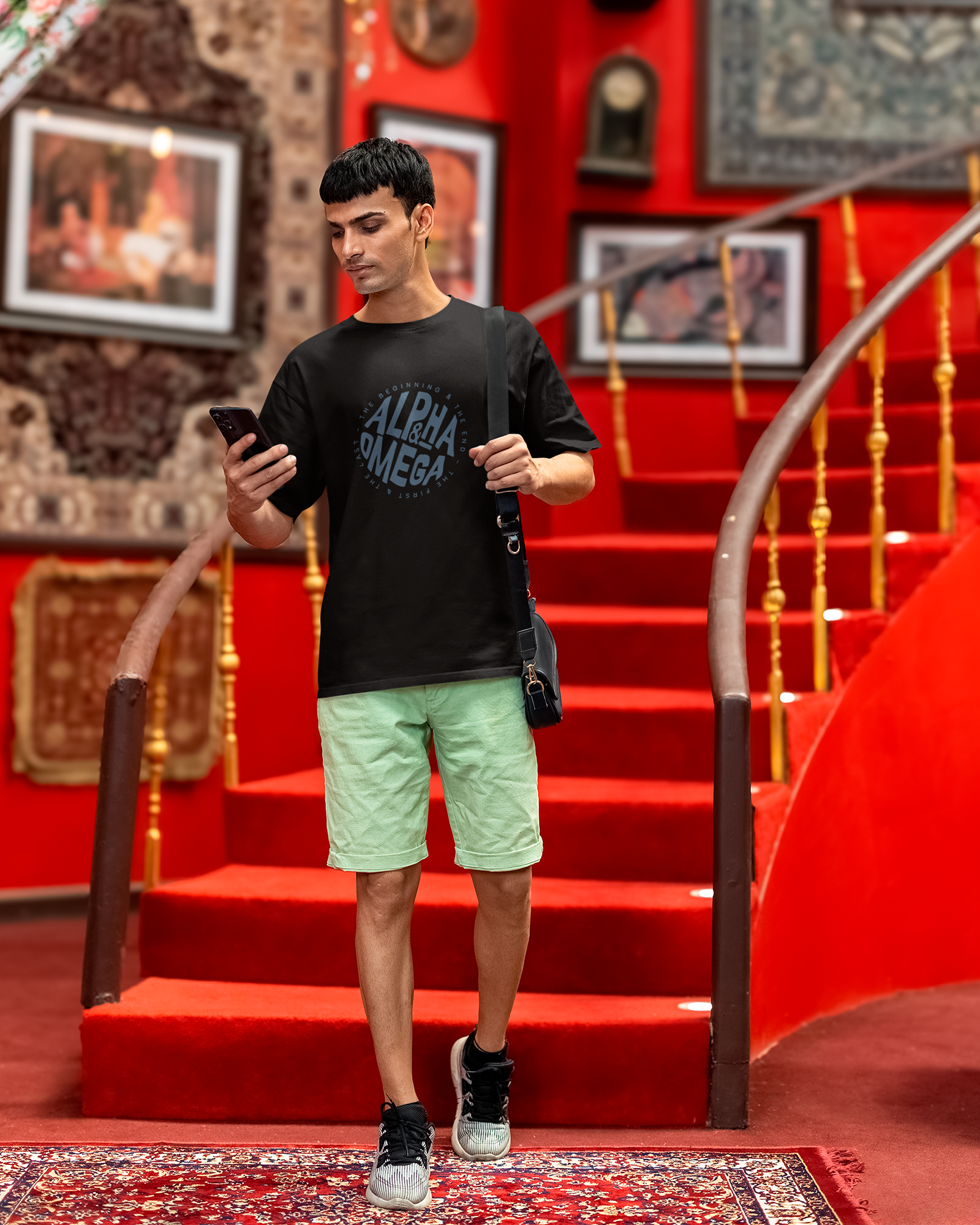 Camiseta de Algodão Alpha E Omega