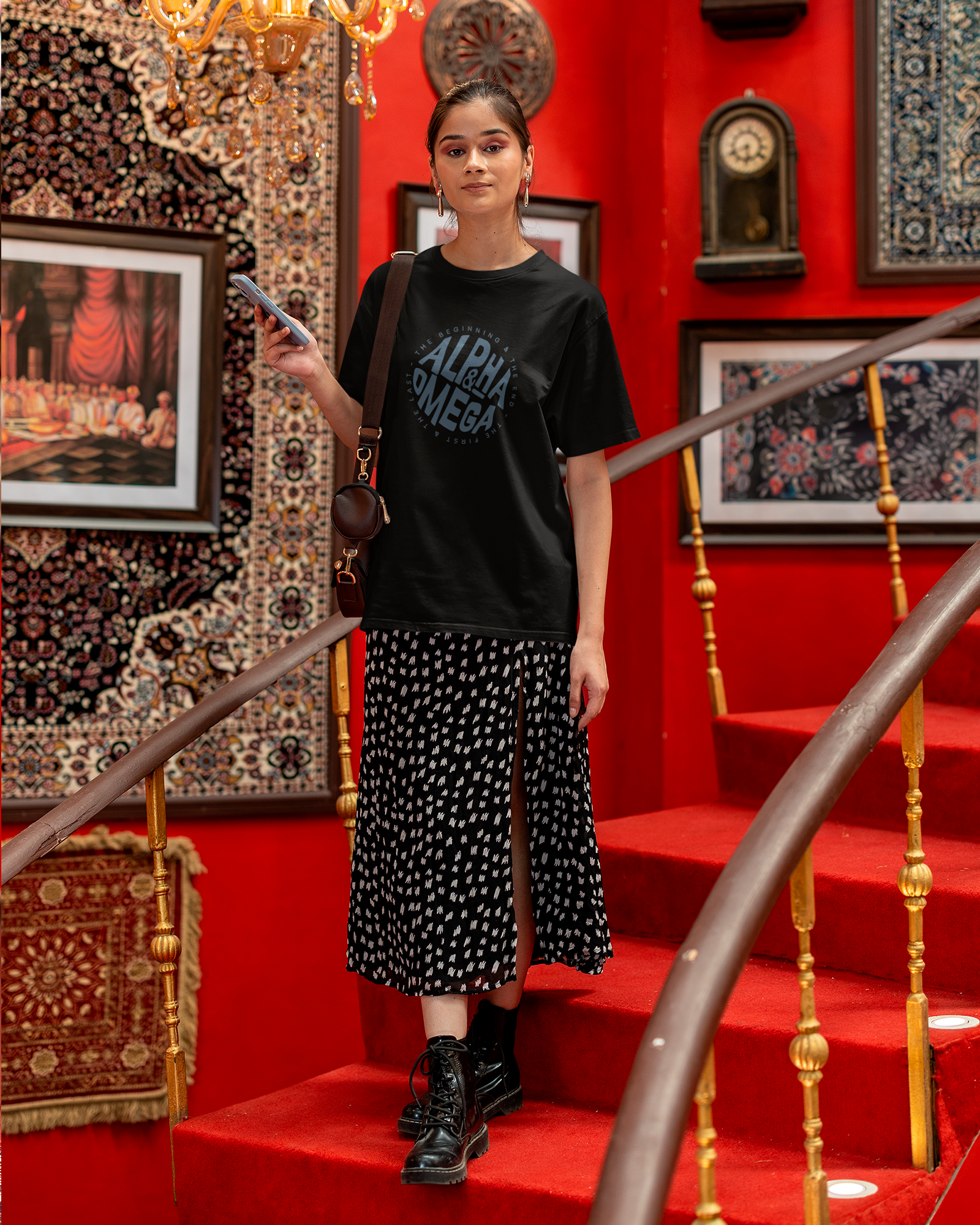 Camiseta de Algodão Alpha E Omega