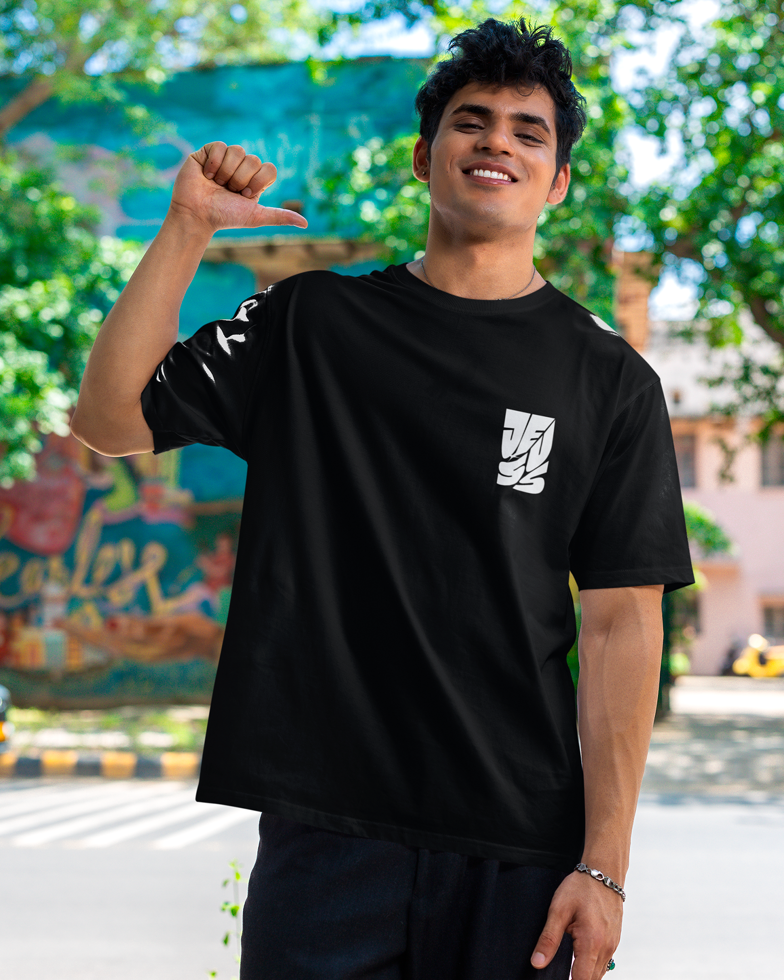 Camiseta de Algodão Jesus Cubo