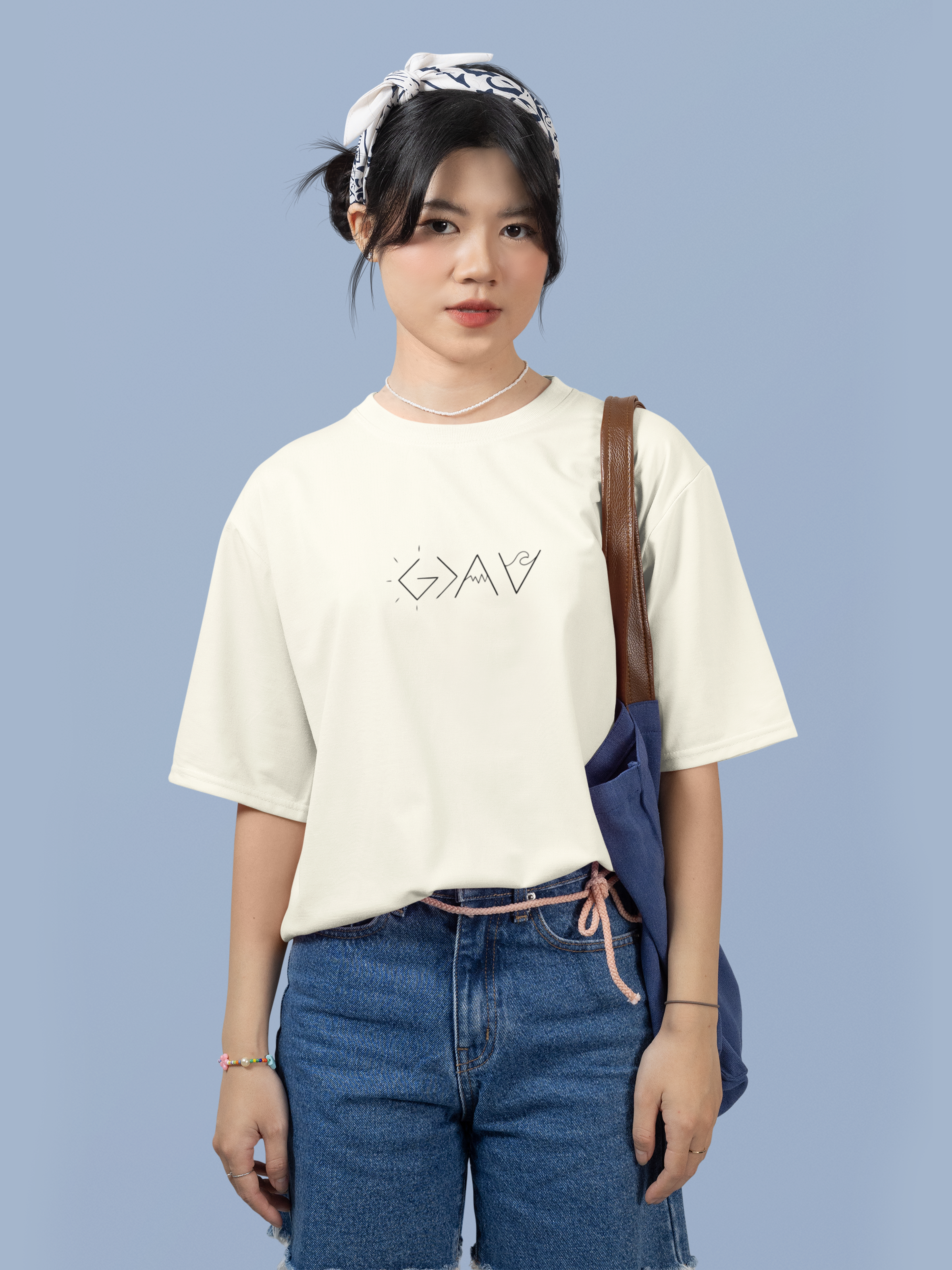 Camiseta de Algodão Deus É Maior Que Altos E Baixos