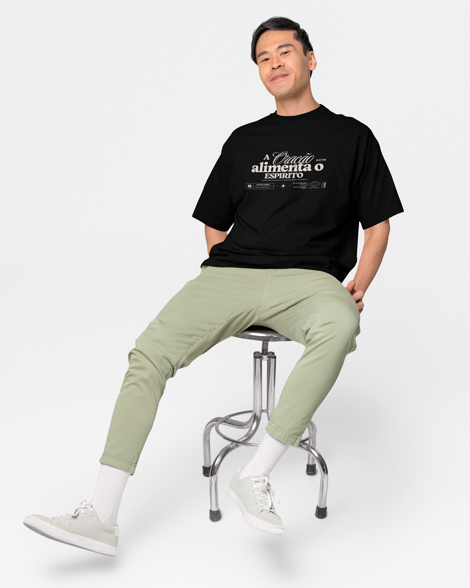 Camiseta de Algodão A Oração Alimenta O Espirito